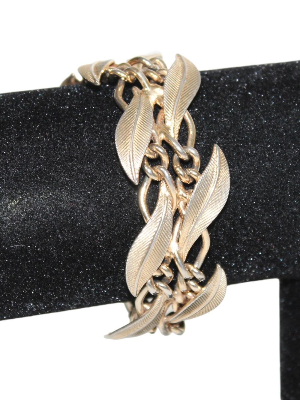 Vintage Gold-tone Leaf Detail Bracelet